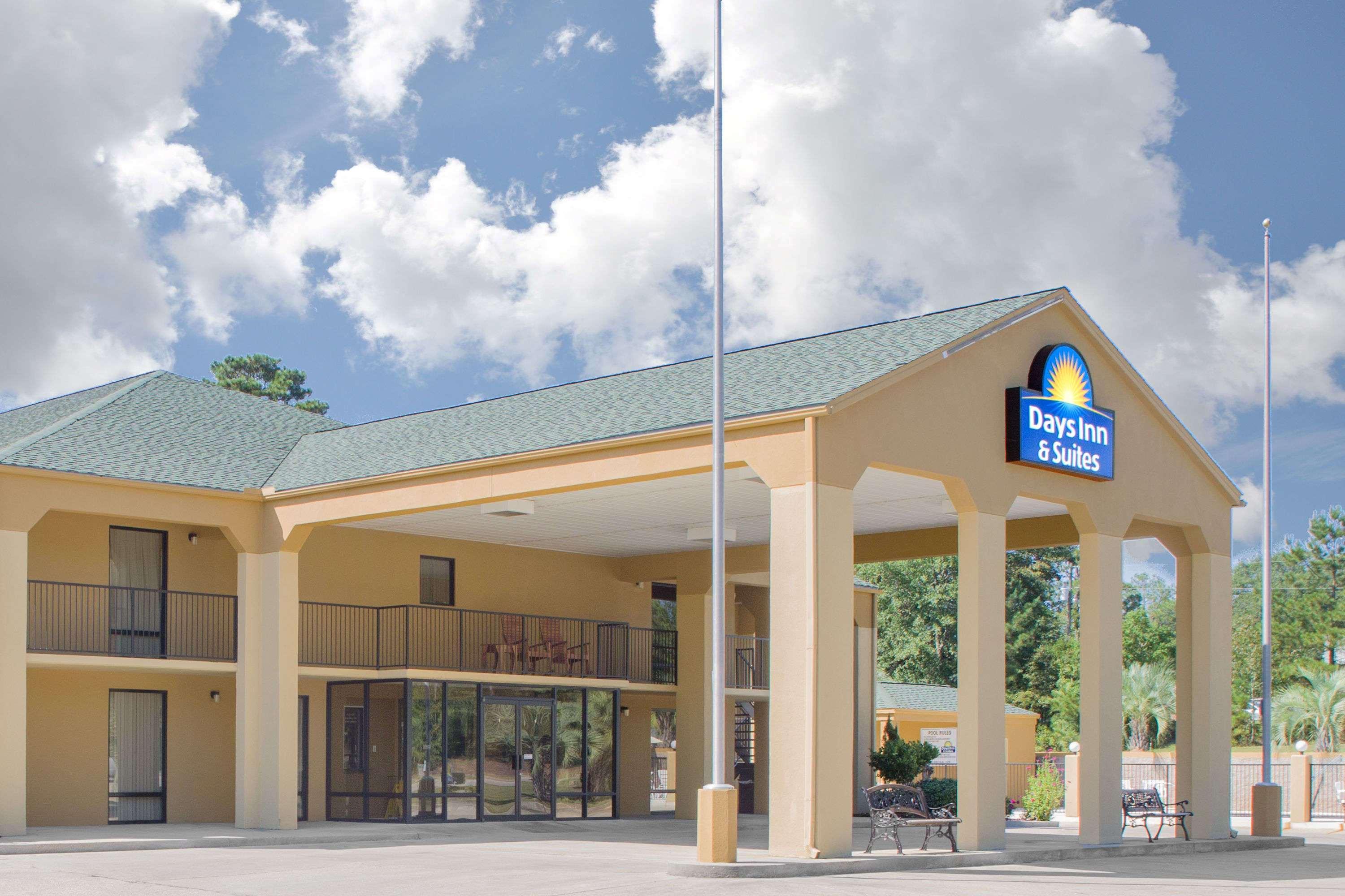 Days Inn By Wyndham Андалужа Экстерьер фото